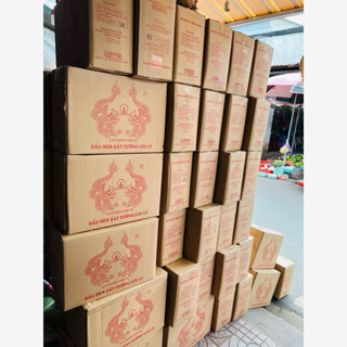 1 thùng (6 chai) Dầu Thắp Đèn Cát Tường Lưu Ly Đốt Đèn Thờ Cúng - Không Khói, Không Mùi 1 kg/ 1 chai (tặng tim đèn)