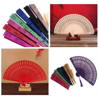 Quạt gỗ xếp làm oản tháp bánh trang trí phong cách cổ trang độc đáo