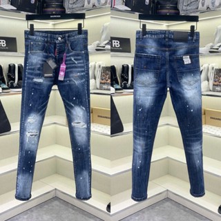 Quần jean bò nam DSQ slimfit xanh wash bạc loang vảy sơn rách gối dập nhăn 3D tag mác hồng 4 cúc QJ648P