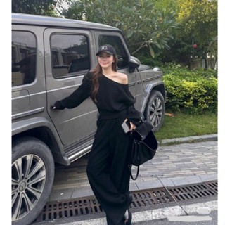 Set áo nữ trễ vai, lệch vai ,vải tăm thun mix quần dài xuông Mẫu mới 2026 thu đông phong cách hàn