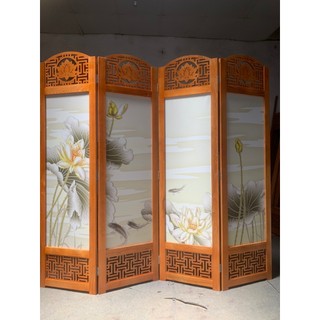 Bức bình phong che bàn thờ