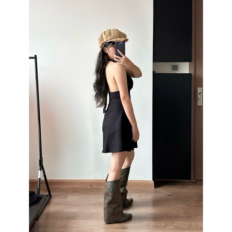 Đầm cột nơ cổ yếm V, chất kaki thun dày dặn co giãn. Phong cách sexy xinh đẹp (Ảnh tự chụp) | BigBuy360 - bigbuy360.vn