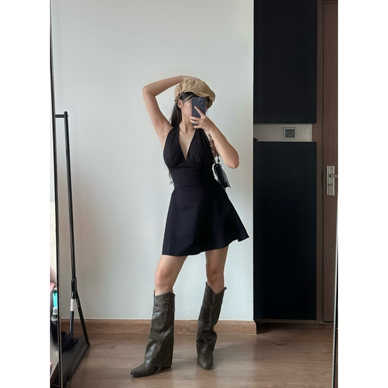 Đầm cột nơ cổ yếm V, chất kaki thun dày dặn co giãn. Phong cách sexy xinh đẹp (Ảnh tự chụp) | BigBuy360 - bigbuy360.vn