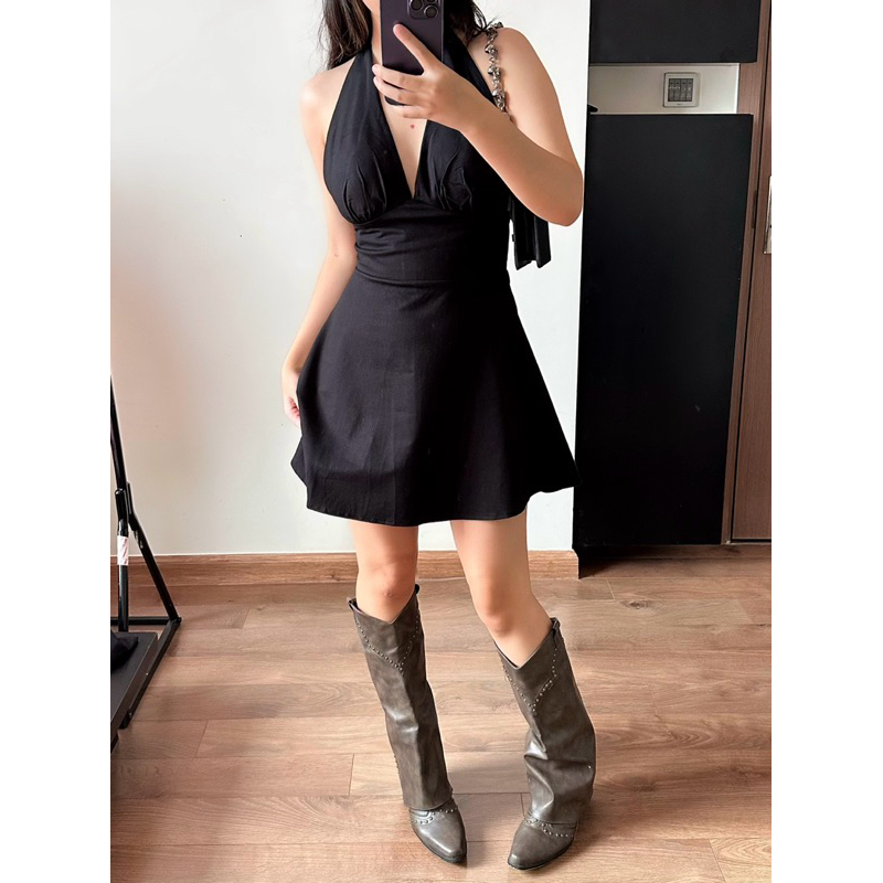 Đầm cột nơ cổ yếm V, chất kaki thun dày dặn co giãn. Phong cách sexy xinh đẹp (Ảnh tự chụp) | BigBuy360 - bigbuy360.vn
