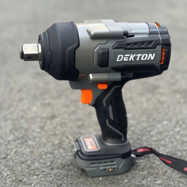 Thân Máy siết Bulong Đầu 3/4 Dekton M21-IW1580PRO Lực Siết 1580N.m Chân Pin Phổ Thông (Chưa Pin Sạc)