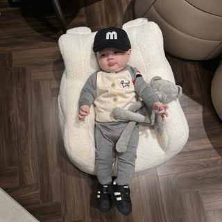 Bộ quần áo len cho bé HK KIDS, bộ len Quảng Châu thu đông chất len mềm mịn đanh lì size cho bé 0-3 tuổi (mã 8915)