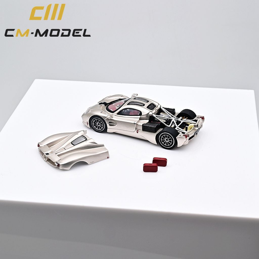 MÔ HÌNH 1:64 CM MODEL - Pagani Utopia Champagne Golden