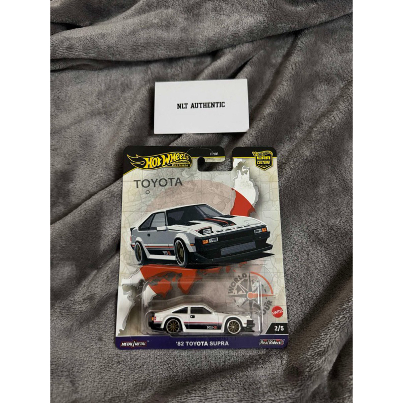 Xe Hot Wheels 82 Toyota Supra