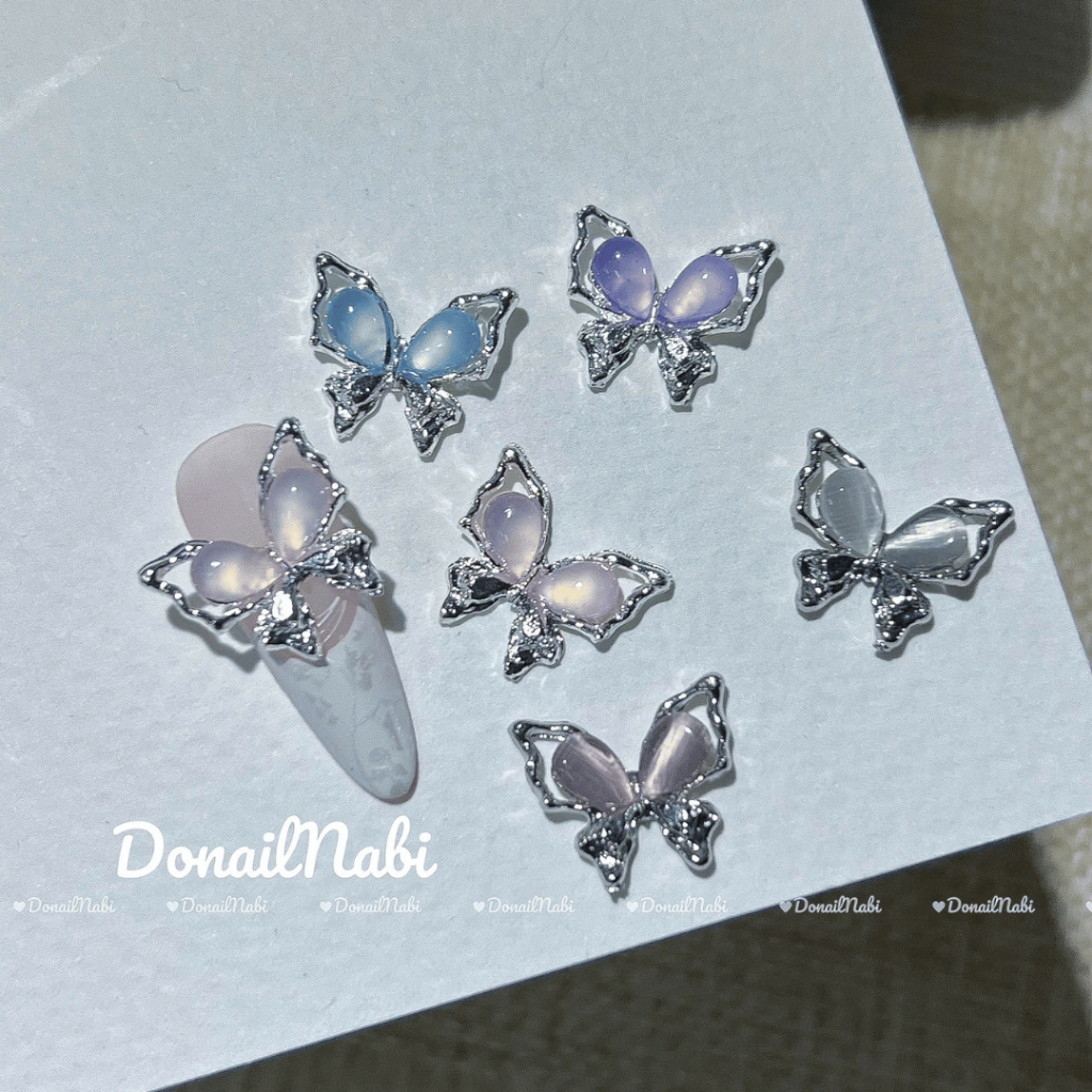Charm bướm cánh ngọc đính móng lẻ 1 chiếc
