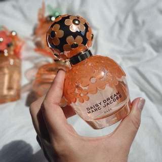 Nước hoa nữ Marc Jacobs Daisy Dream Daze 50ml - XT356