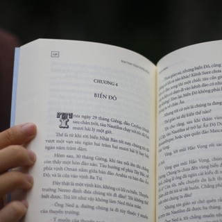 Sách: Tiểu Thuyết Văn Học Phiêu Lưu Kinh Điển Jules Verne - Hai Vạn Dặm Dưới Đáy Biển - 80 Ngày Vòng Quanh Thế Giới