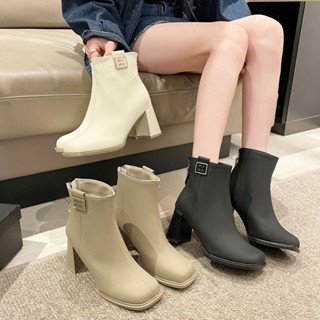   Có ảnh thật  Boot bốt giày da lỳ miu miu cao 6 - 7 phân gót vuông 