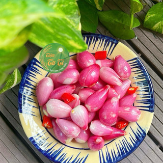  Hành Tím Lý Sơn Muối Chua Ngọt Tiệm TuTi - Hành Tím Muối Nhà Làm Hũ 950g - Giòn Thơm Không Hăng Đưa Vị 