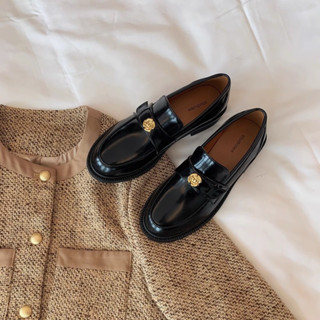 Giày lười nữ Rebloom - Loafer đế cao 2cm da bóng phối khuy hoa hồng bản cao cấp