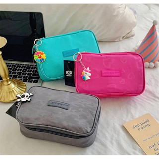 Mới 12/12! Túi hộp đựng bút Skeet xuất dư kèm móc khoá xịn