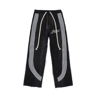   SMAKER  Quẩn nỉ wash Unisex lưng thun  họa tiết cá tính Local Brand-LOGO STRIPES WASHED SWEAT PANTS IN BLACK 