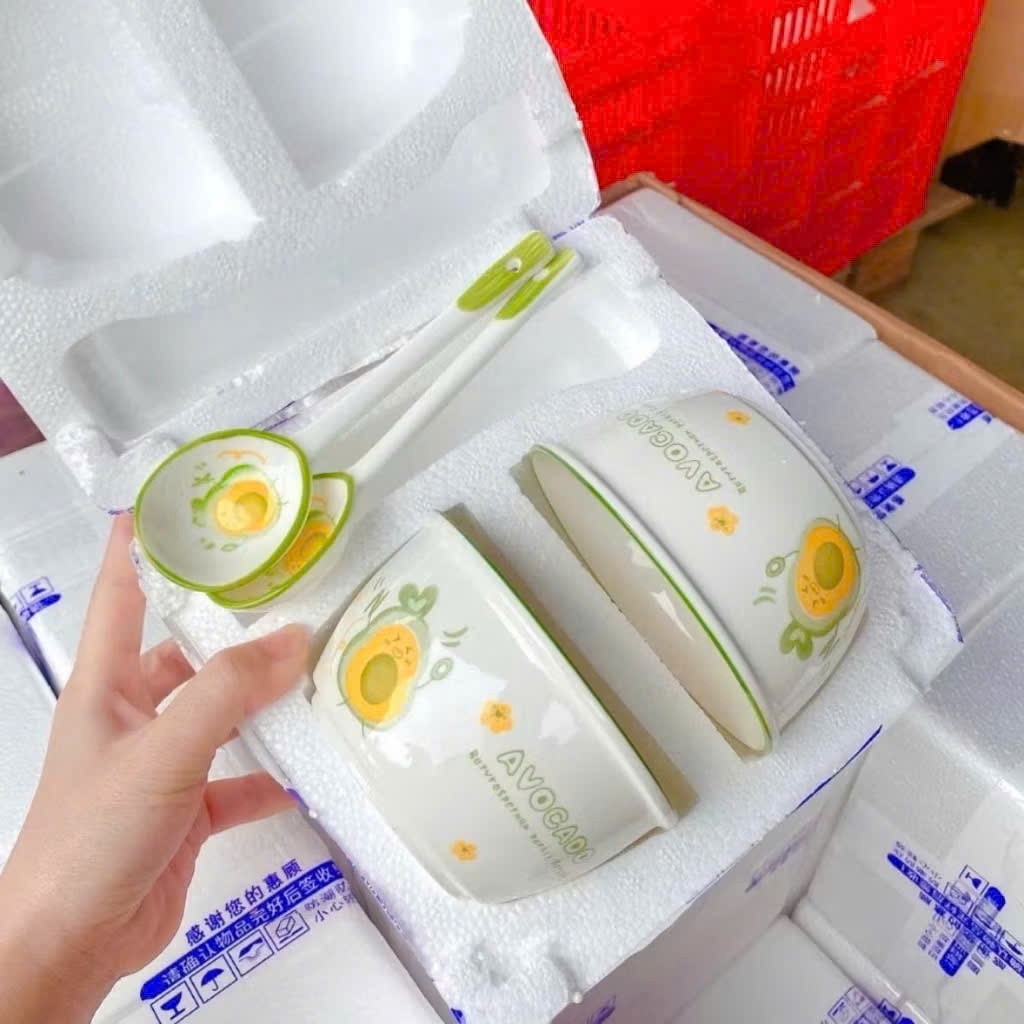 Set 2 Chén Sứ Tặng Kèm 2 Muỗng Sứ Cao Cấp - Nhiều mẫu