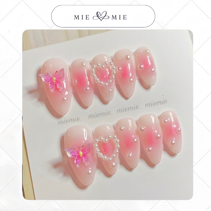 C109 thạch anh hồng đính charm