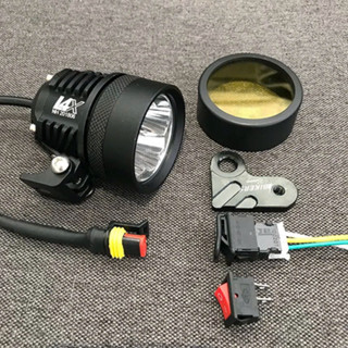 ĐÈN L4X LOẠI 1 CÔNG SUẤT 40W TẶNG KÈM FULL BỘ PHỤ KIỆN