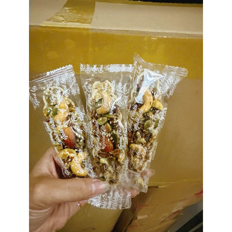 Bánh thuyền mix hạt / bánh hạt dinh dưỡng 500g( hộp đẹp)