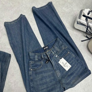 Quần Jeans Nữ THE QUAO Lưng Cao Ống Rộng Màu Xanh Đậm Phủ Bụi Ánh Vàng R1012_575