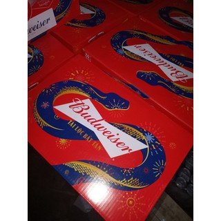 Thùng 24 lon bia Budweiser 250ml