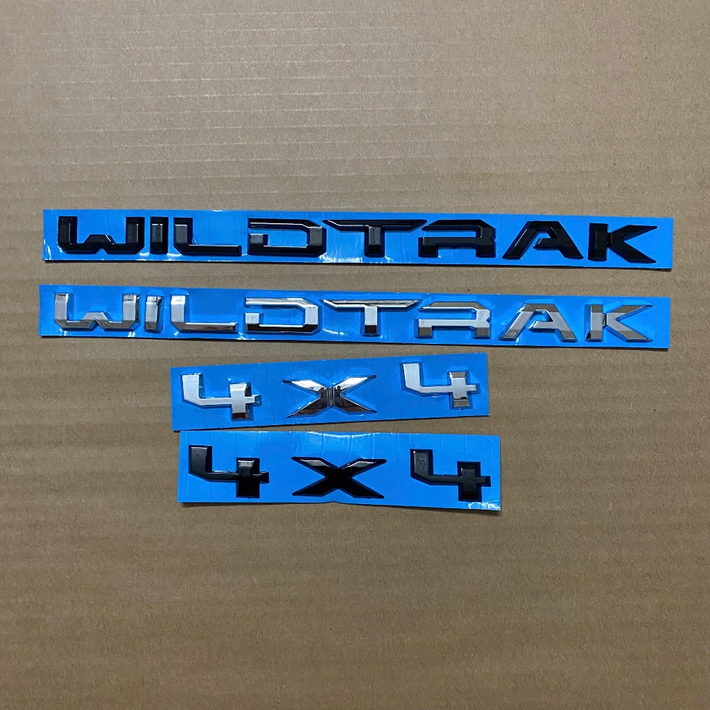 LOGO CHỮ 4X4 WILDTRAK  DÁN XE FORD RANGER