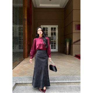  Chân váy gấm dài 