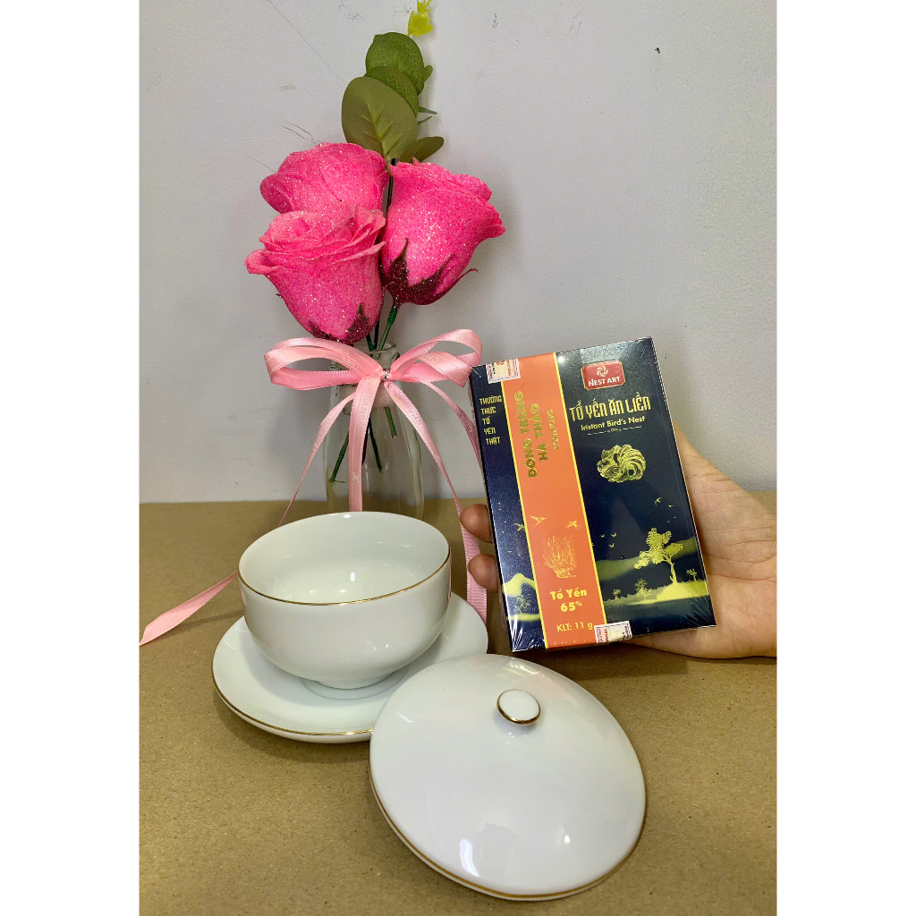 Tổ yến ăn liền Nest Art - Đông trùng hạ thảo hộp 11g (65% ~ 19g yến tươi)