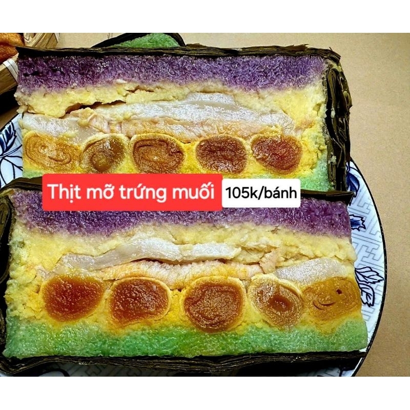 Bánh tet Bến Tre thit mo trứng muối