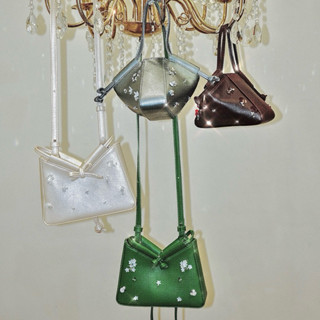 Túi xách nữ Ubag Hérisson xách được 2 kiểu linh động hợp Áo Dài Tết