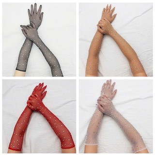 Găng Tay Đính Đá Thiết Kế Siêu Quyến Rũ Với Nhiều Màu Sắc Tha Hồ Cho Chị Em Lựa Chọn Để Phối Đồ Cực Xinh Cực Cuốn Hút
