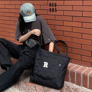 Túi Tote phao chần bông Regods đựng vừa hơn 2 laptop 17inch form rộng unisex nam nữ