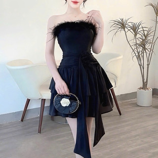 Váy tapta cúp viền đá eo lông