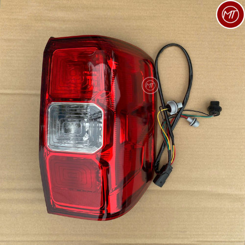ĐÈN HẬU FORD RANGER 2023/ ĐÈN LÁI SAU FORD RANGER 2023