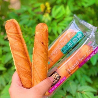 Bánh mì que ( bơ sữa - nho sữa random 500gr )