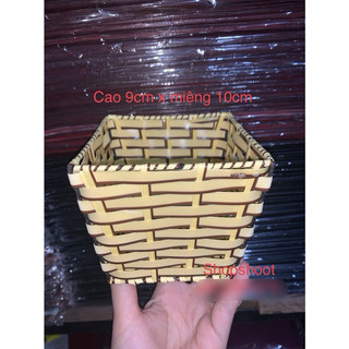 GIỎ CẮM HOA GIẢ MÂY