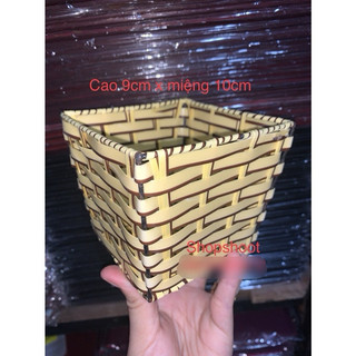 GIỎ CẮM HOA GIẢ MÂY