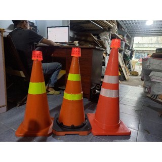  chóp cảnh báo giao thông có lắp đèn chớp  chóp 45cm 56cm ,65cm,70cm,75cm  