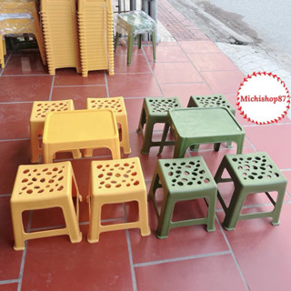 Bộ bàn ghế nhựa trà đá, trà chanh ( vàng, xanh, cam) nhà hàng giá rẻ  1 bàn 1819 + 4 ghế 9090 ( chỉ đi được 3bộ/ đơn)