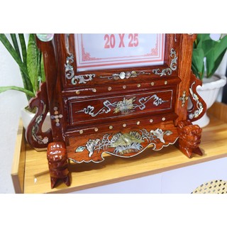 KHUNG ẢNH THỜ GỖ HƯƠNG, CẨN ỐC CAO CẤP 20 X 25 (MẪU MỚI)