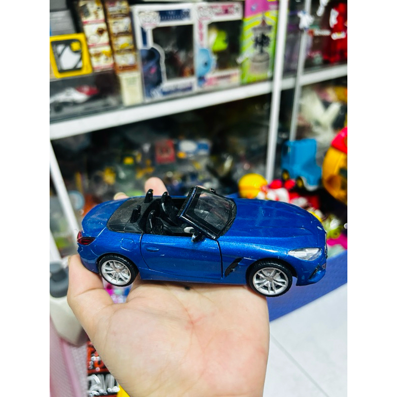Mô hình xe Die-cast SPARKYS 1:30 BMW Z4 M40i
