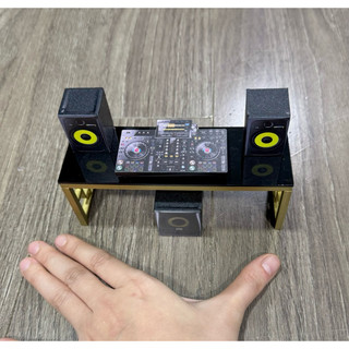 mô hình loa, bàn dJ