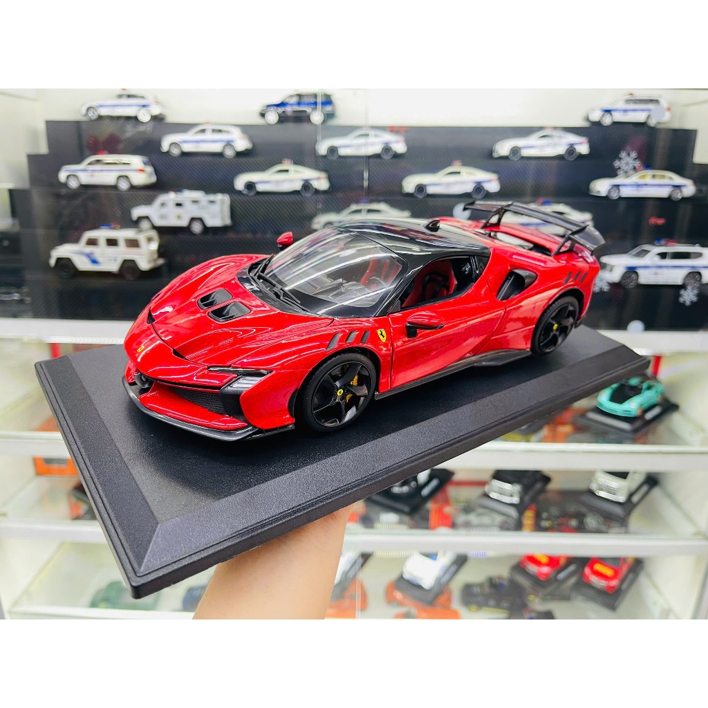 Mô hình xe Ferrari SF90 XX Stradale Rosso Magma Red full open tỉ lệ 1:18 Bburago 18-16020 OT18010