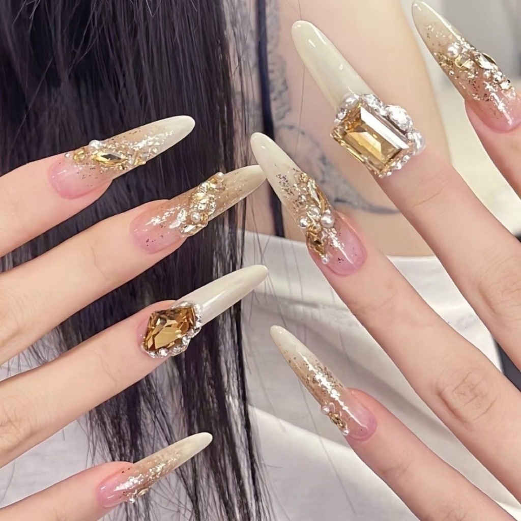 Ảnh 6 của Móng tay giả BEABIAI Nailbox thủ công tinh xảo, kiểu dáng mắt mèo, gắn charm sang chảnh