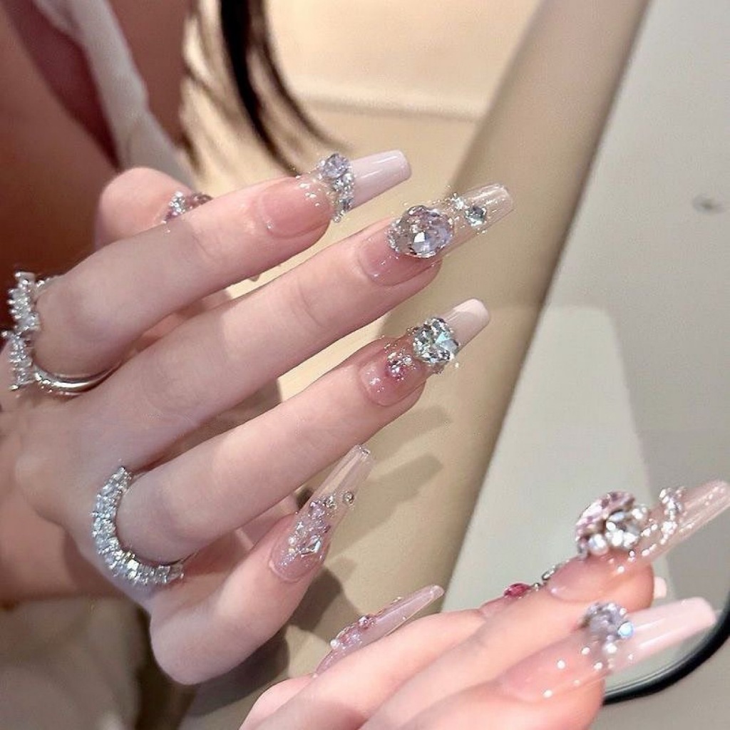 Ảnh 8 của Móng tay giả BEABIAI Nailbox thủ công tinh xảo, kiểu dáng mắt mèo, gắn charm sang chảnh