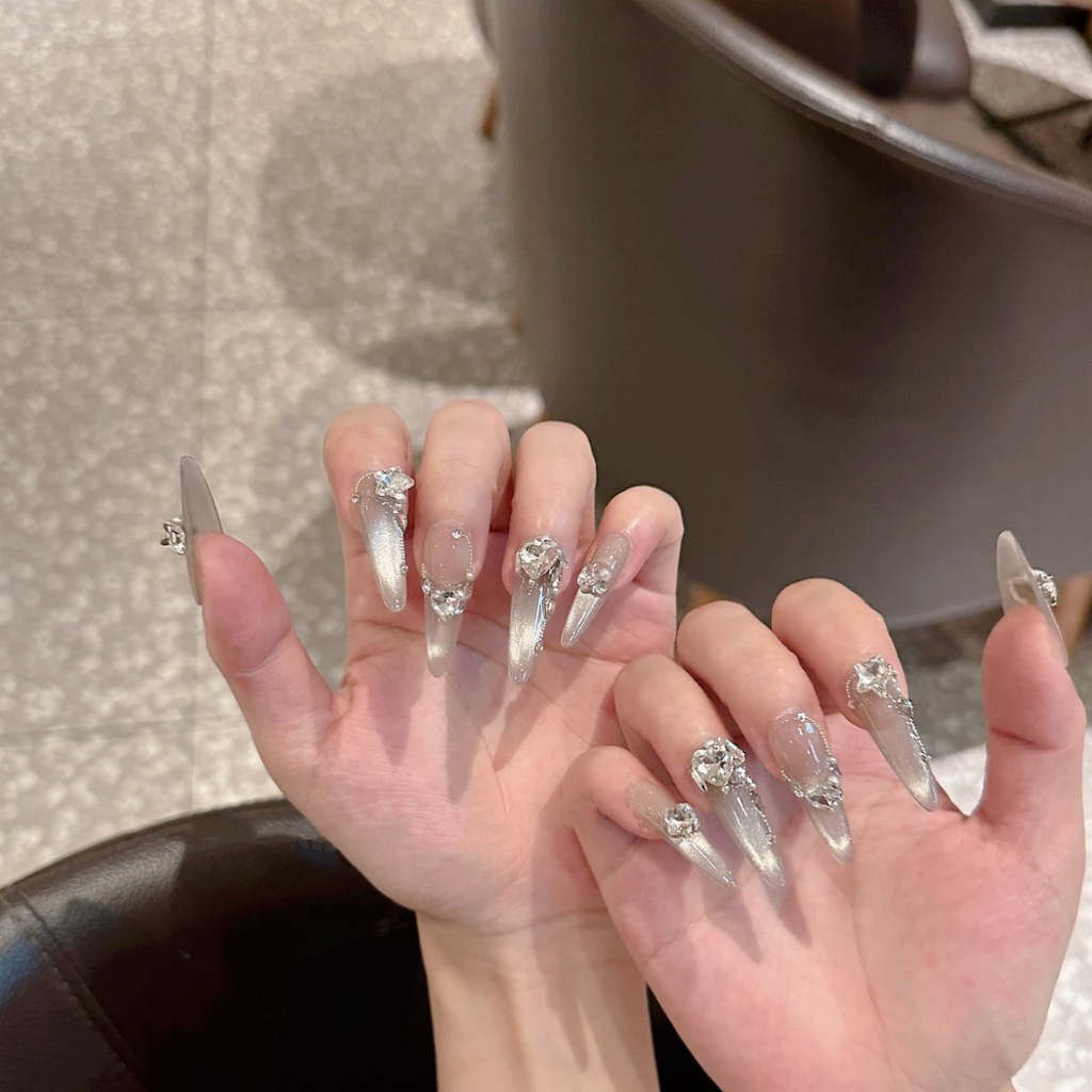 Ảnh 3 của Móng tay giả BEABIAI Nailbox thủ công tinh xảo, kiểu dáng mắt mèo, gắn charm sang chảnh