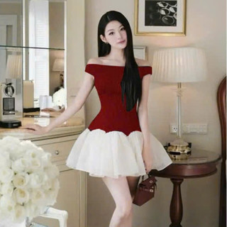 Đầm váy nữ trễ vai thiết kế tone đỏ -đen chân váy phồng phối voan tơ gợn sóng cho nàng đi chơi tết ,đi tiệc,noel