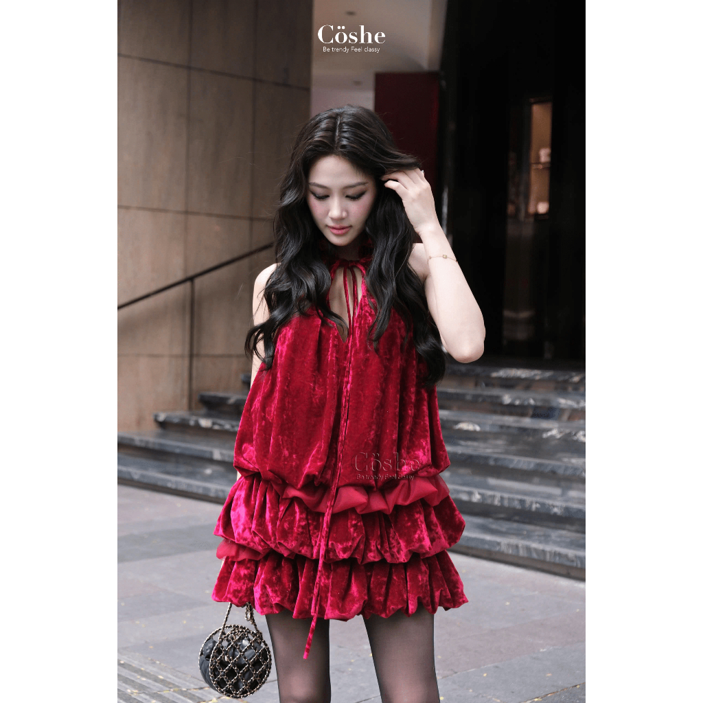 COSHE đầm tầng nhung cổ yếm, váy tầng Lasvie Dress thiết kế cao cấp sang trọng sexy đi chơi đi tiệc