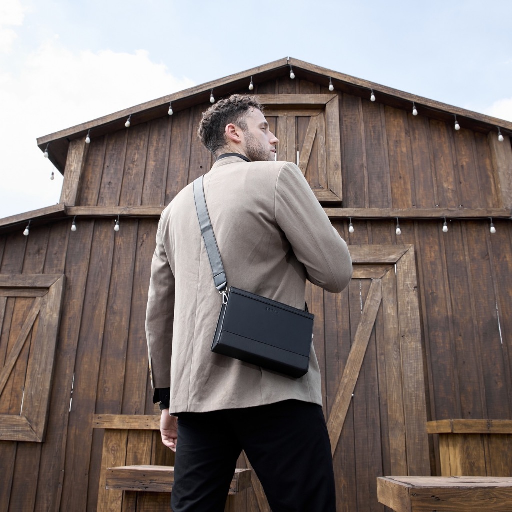 Túi đeo chéo hộp MORGAN BAG - BARAS VIETNAM - Túi đeo chéo thời trang nam | BigBuy360 - bigbuy360.vn